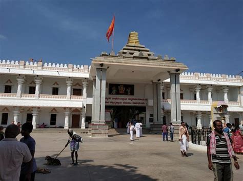 Raghavendra Swamy Temple, Mantralayam - Tripadvisor