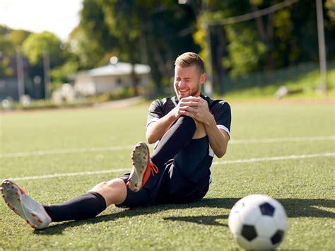 Typical Football Injuries - and the most effective ways to treat them ...