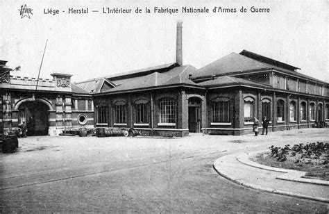 Herstal - Fabrique Nationale d'Armes de Guerre - Cour intérieur de l ...