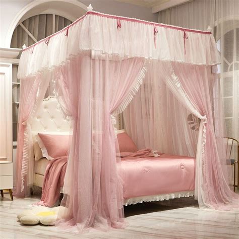 Canopy Bed Curtains With Lights