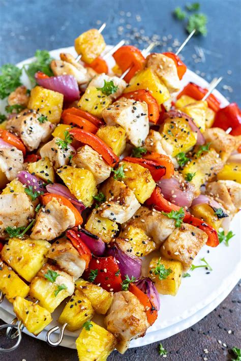 PINEAPPLE CHICKEN KABOBS!!! + WonkyWonderful