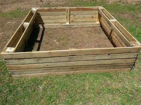 How Do You Make A Raised Garden Bed Out Of Pallets