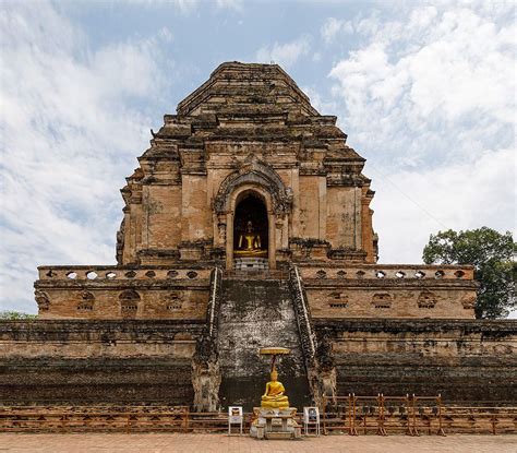 Wat Chedi Luang - Thai Unika