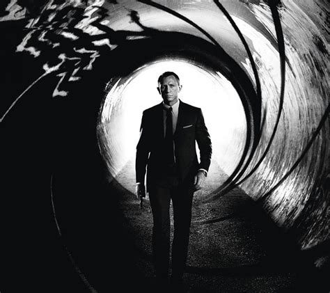 Daniel Craig James Bond Wallpaper