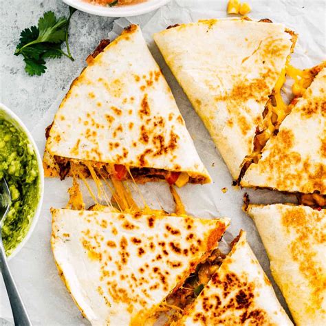 Easy Chicken Quesadillas - Easy Chicken Recipes