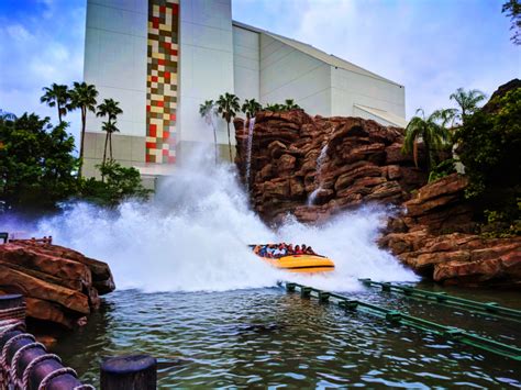 Jurassic Park river ride Universal Islands of Adventure Orlando 2 - 2 ...