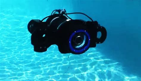 Photographers Build DIY Remote Controlled Submarine To Film Hippos ...