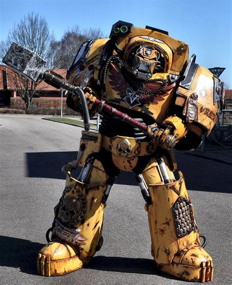 Best Warhammer 40K Costume Ever | Best cosplay, Amazing cosplay ...