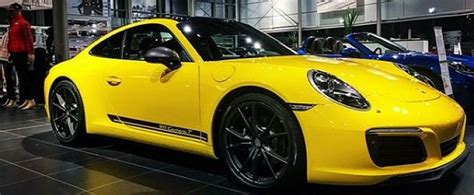 Racing Yellow 2018 Porsche 911 Carrera T Looks Majestic in Porsche ...