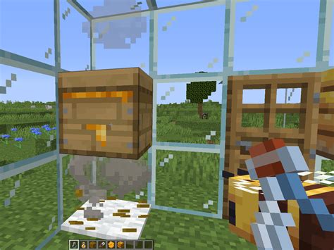 How To Get Bees In Beehive Minecraft : How to harvest honey and ...