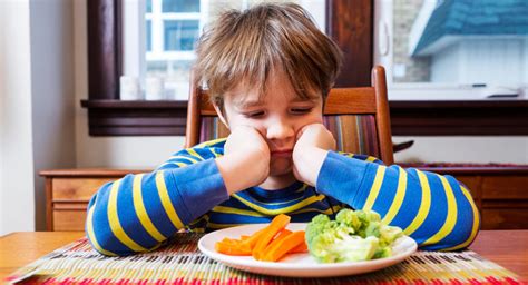 How to handle a picky eater (ages 5 to 8) | BabyCenter