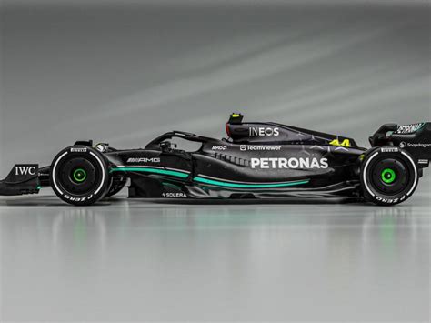 Mercedes F1 team makes a radical change in their car design ahead of ...