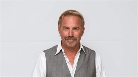 Kevin Costner Hair Transplant - Estenove