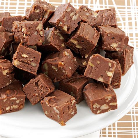 Candy-Licious Fudge Recipe: How to Make It