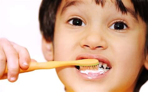 Brushing Teeth with Kids | Rauch Family Dentistry | Mesa, AZ