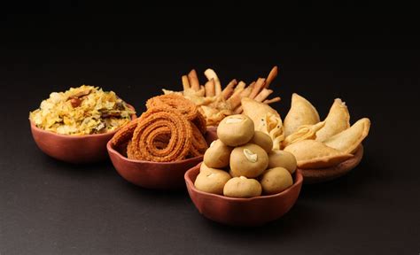 Popular Diwali Snacks & Sweets That Are Guaranteed To Make You Happy ...