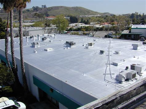 When to Use Aluminum Reflective Roof Coatings or Acrylic on Your ...