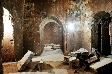 Tomb Robbing, Perilous but Alluring, Makes Comeback in China - The New ...