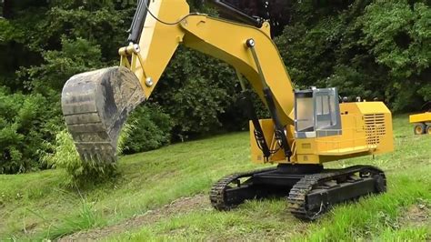 EXCAVATOR l RC DIGGER CAT 5110 B l BIG RC EXCAVATOR l BEST MACHINES l ...