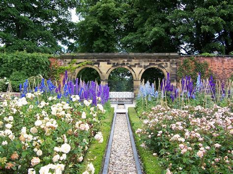 Peter Wirtz Gardens - chicagobotanicgarden | Alnwick castle, Castle ...