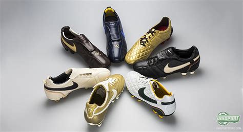 Closer Look | Nike Tiempo Ronaldinho 2006 R10 Signature Football Boots ...