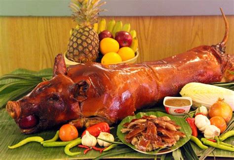 LECHON! Traditional Filipino Food For New Year's Eve #Foods #Filipino # ...