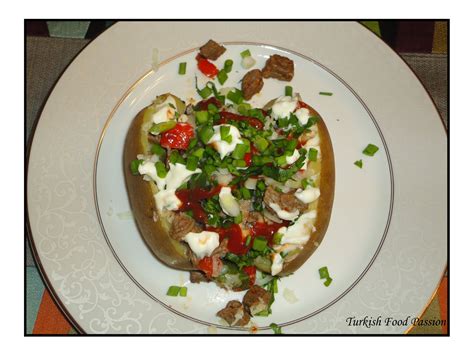 Turkish Food Passion: Loaded Baked Potato (Kumpir)