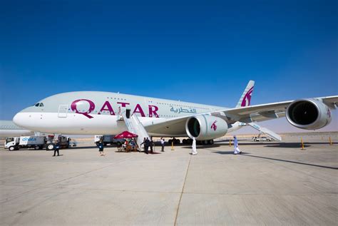 Qatar Airways receives world’s first Airbus A350-1000 - News - The ...