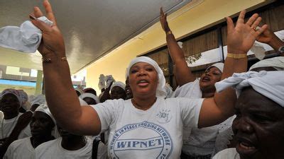 Leymah Gbowee | Biography, Nobel Prize, Foundation, Accomplishments ...