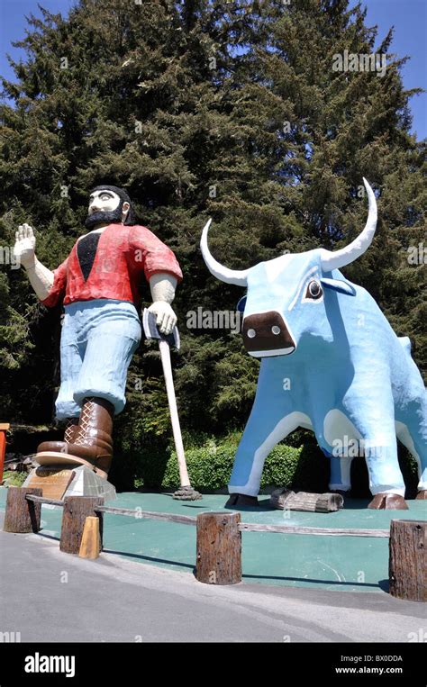 Babe the Blue Ox statue by Paul Bunyan at Trees Of Mystery, Klamath ...