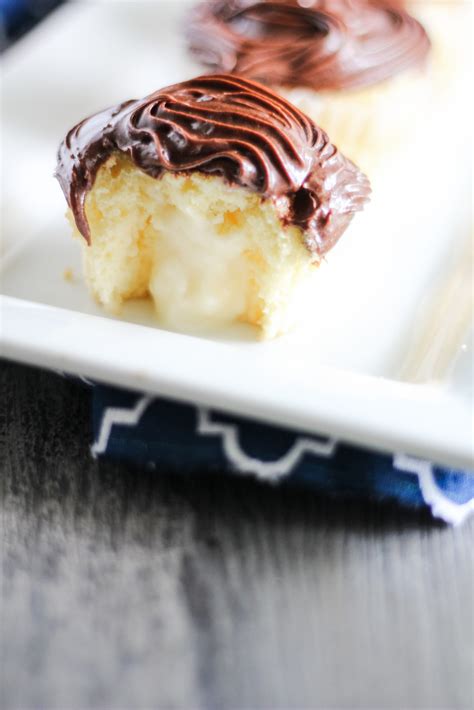 Boston Cream Pie Cupcakes - 4 Sons 'R' Us