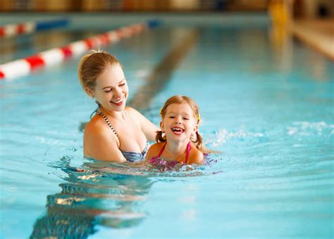 Indoor Pools Near Me in Kansas City (Fun Indoor Swimming)