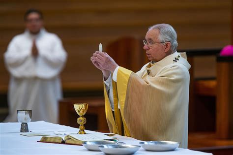 Divided US Catholic bishops will debate Communion policy | AP News