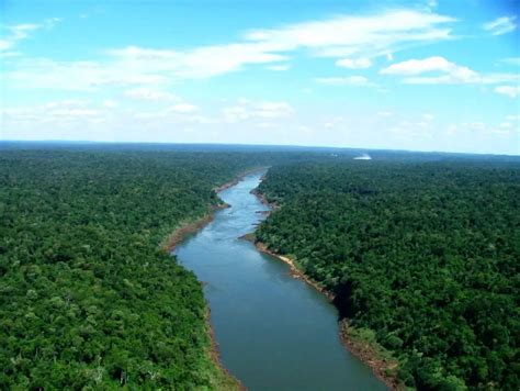 RÍO IGUAZÚ: Caracteristicas, Ubicación, Altura, y más.