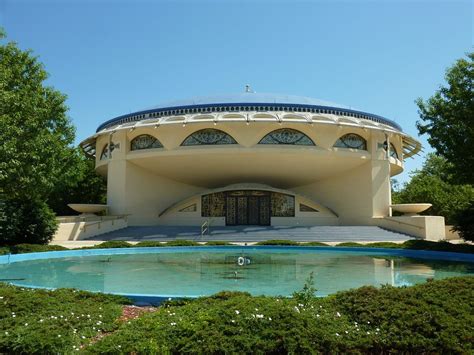 Annunciation Greek Orthodox Church in Wisconsin by Frank Lloyd Wright ...