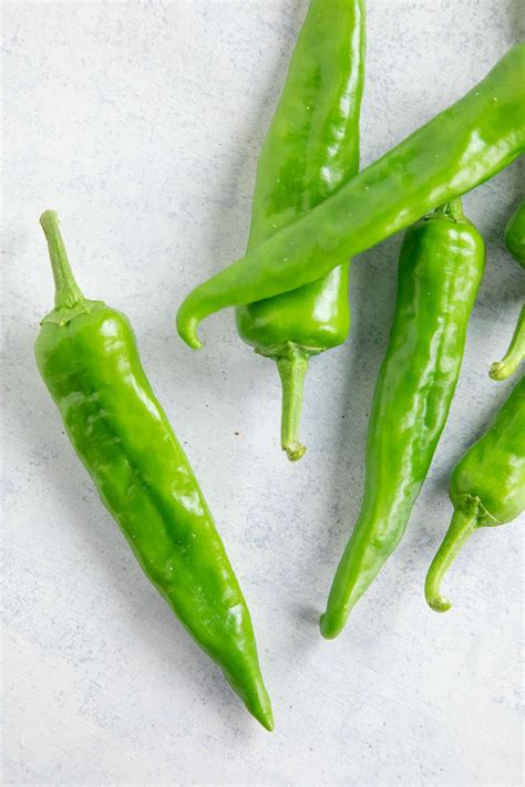 Chili Pepper Types - A List of Chili Peppers and their Heat Levels ...