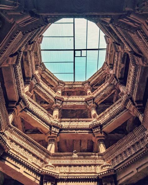 Adalaj Stepwell (Adalaj Ni Vav) Ahmedabad: History, Timings & Directions