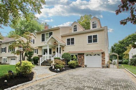 587 West Ct, Scotch Plains, NJ 07076 | Trulia