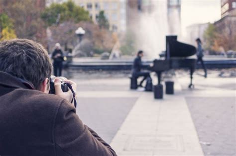 Ten street photography tricks to make you sneaky, but not creepy