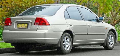 File:2002 Honda Civic (MY2002) GLi sedan (2011-07-17) 02.jpg