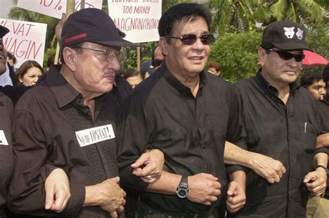 ‘Please give my dad a hug’: 3 kings of PH cinema ‘reunite’ with Eddie ...