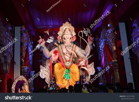 12 Ganesh Big Murti Images, Stock Photos & Vectors | Shutterstock