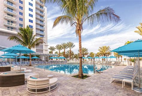 11 Best Hotels on Clearwater Beach | Hand-picked Guide 2022