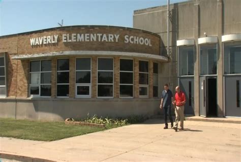 Waverly Schools: The allegations and controversial resolution | WICS