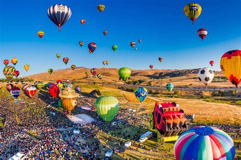 12 Amazing Hot Air Balloon Festivals Around the World | Travel Channel