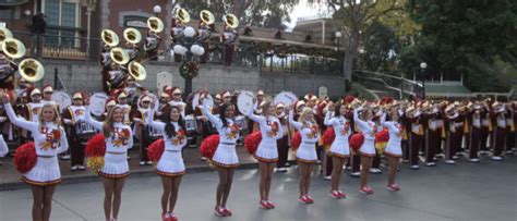 USC Band performing @DisneylandToday (several pictures) - The Geek's ...