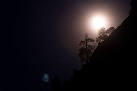 365 Days in Zion: Day 295: July 17, 2005 - Moonlight Reflections in Zion