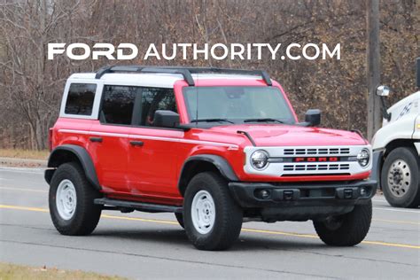 2023 Ford Bronco Heritage Two Door In Cactus Gray: Pics