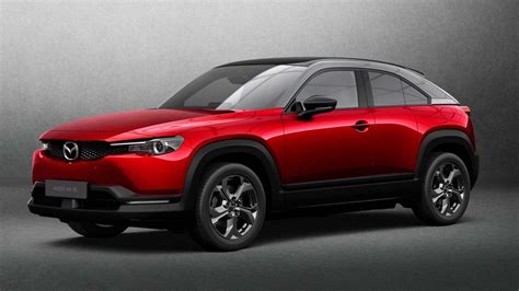 Payne: Mazda MX-30 boasts full-EV and Wankel plug-in models