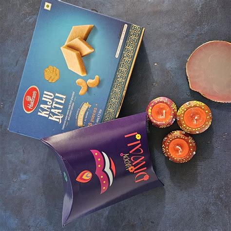 Send Kaju Katli Diwali Combo Online - DW23-111687 | Giftalove